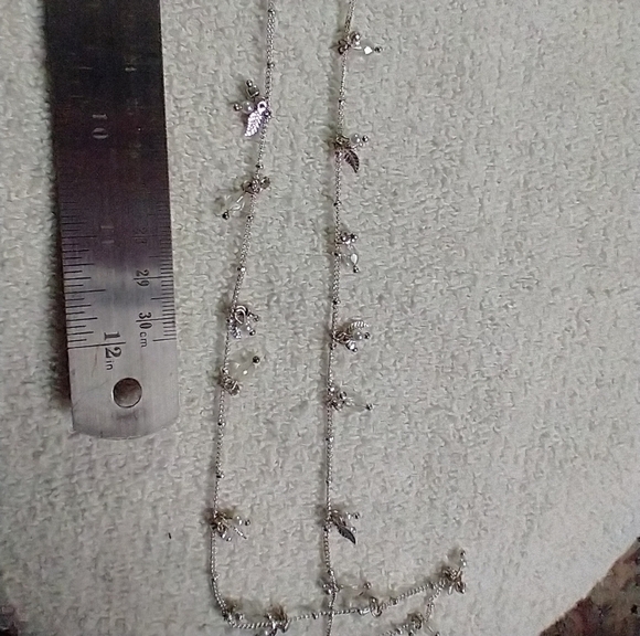 Silvertone beaded leaf 🌿 🍀 chain necklace long - Picture 2 of 7